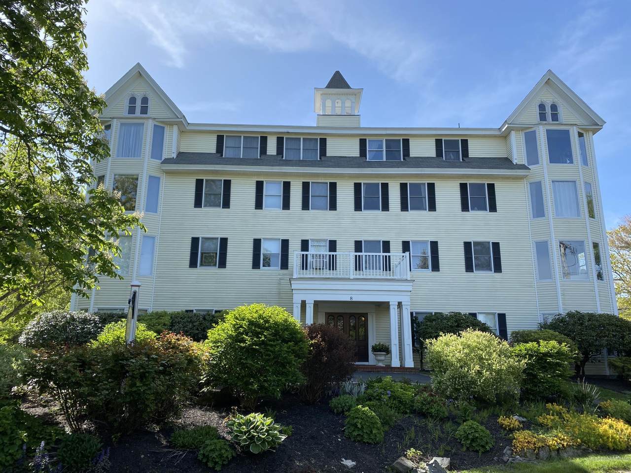8 Arlington Street - Photo 1