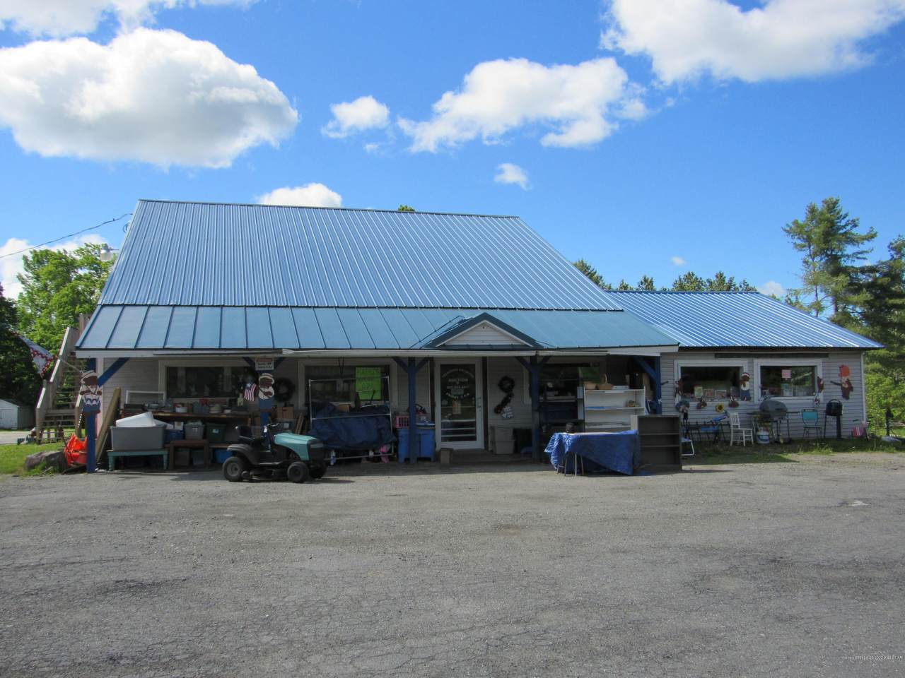 621 Main Street - Photo 1