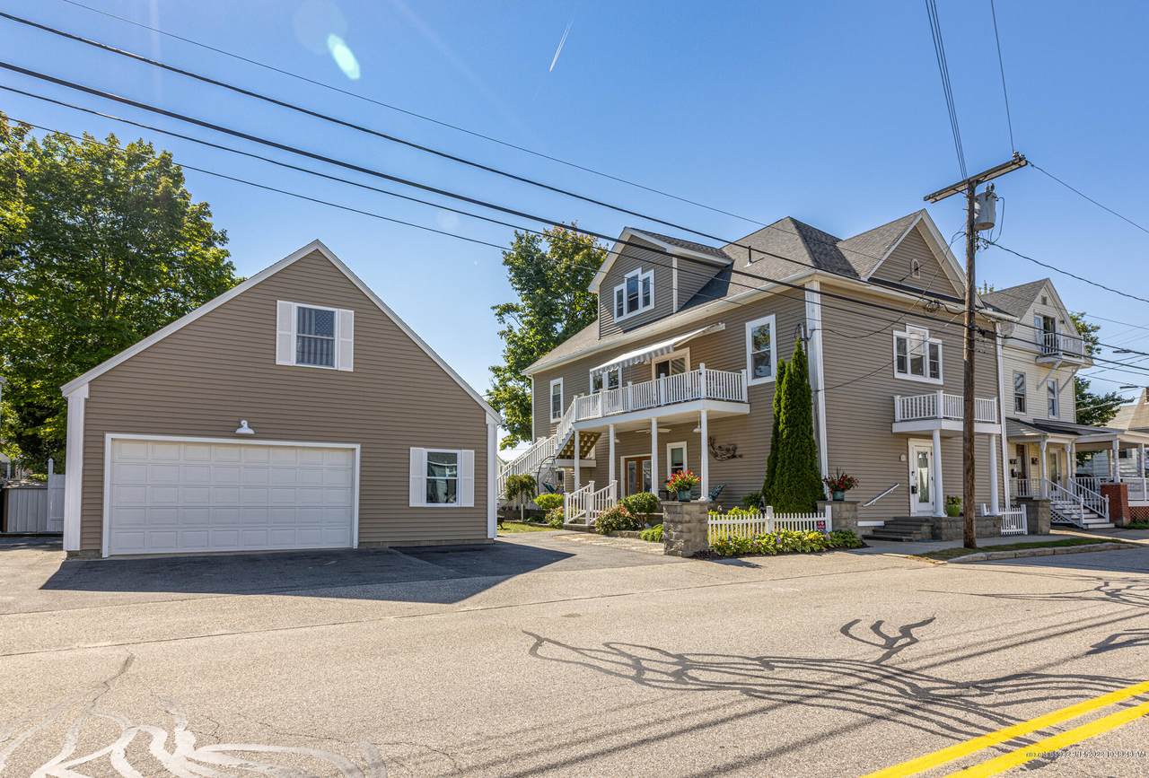 91 Union Avenue - Photo 1