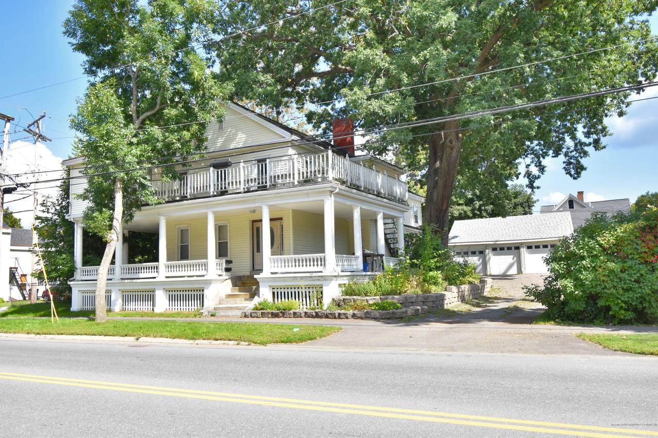 205 Essex Street - Photo 1