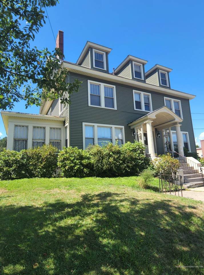 520 Main Street - Photo 1