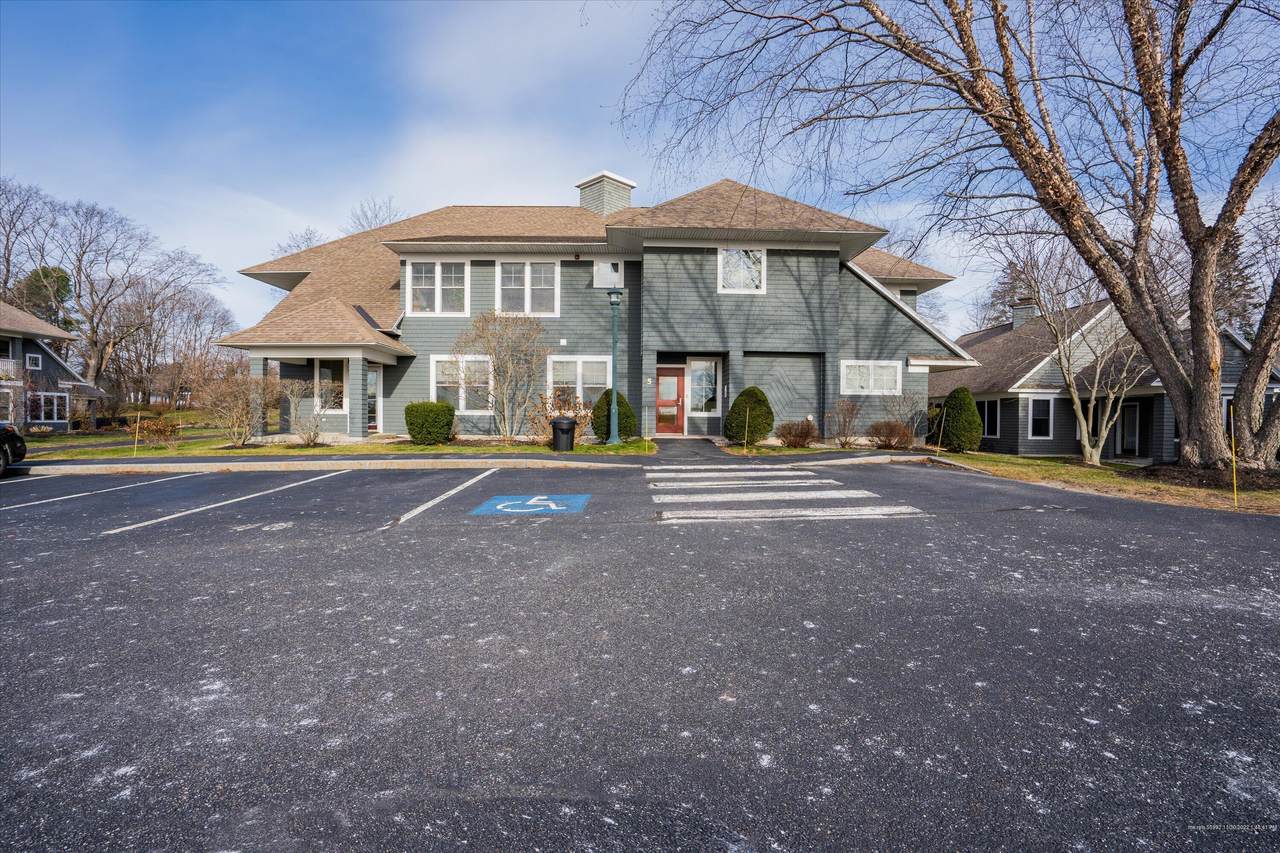 5 Camperdown Elm Drive - Photo 1