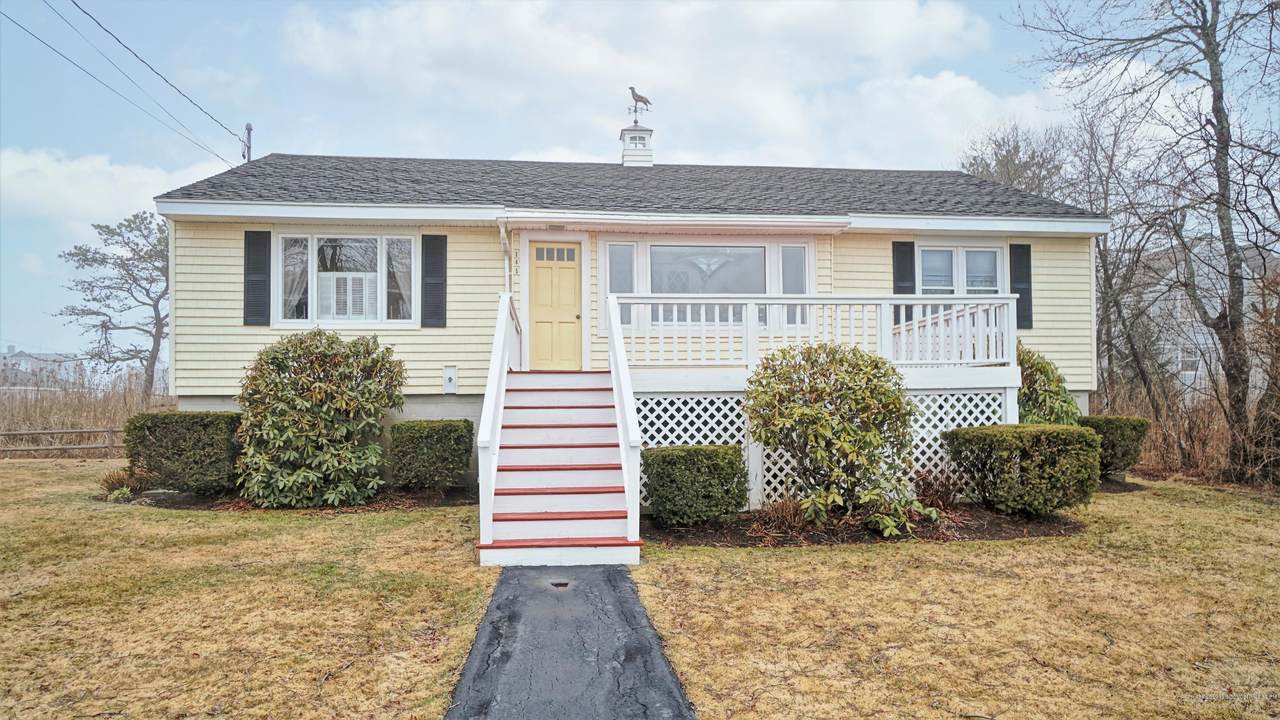 145 Beach Avenue - Photo 1