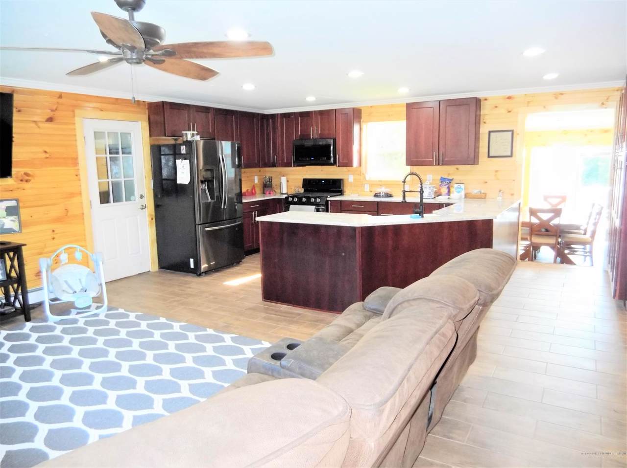 278 Parkway South - Photo 1