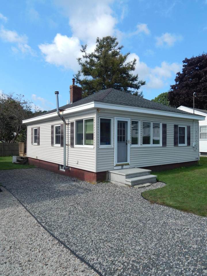 17 Bayview Avenue - Photo 1