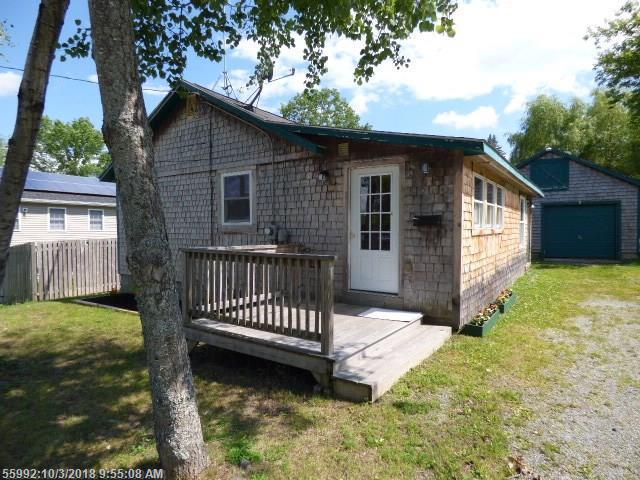 52 Lincoln St - Photo 1