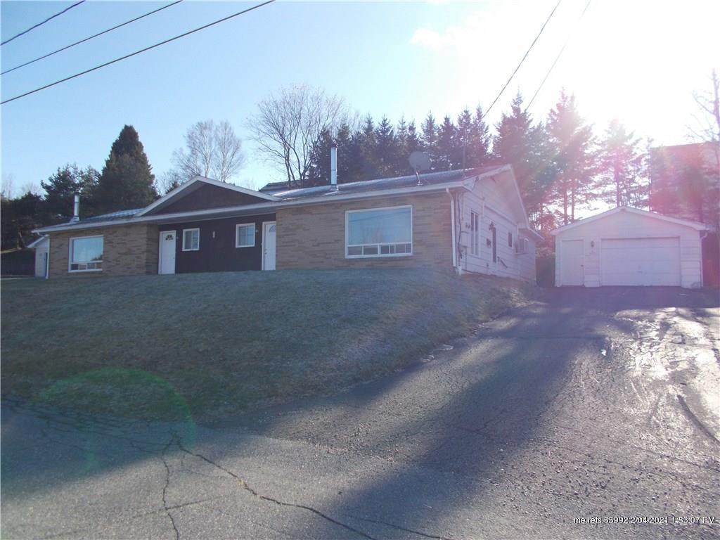 425 Winter Street - Photo 1