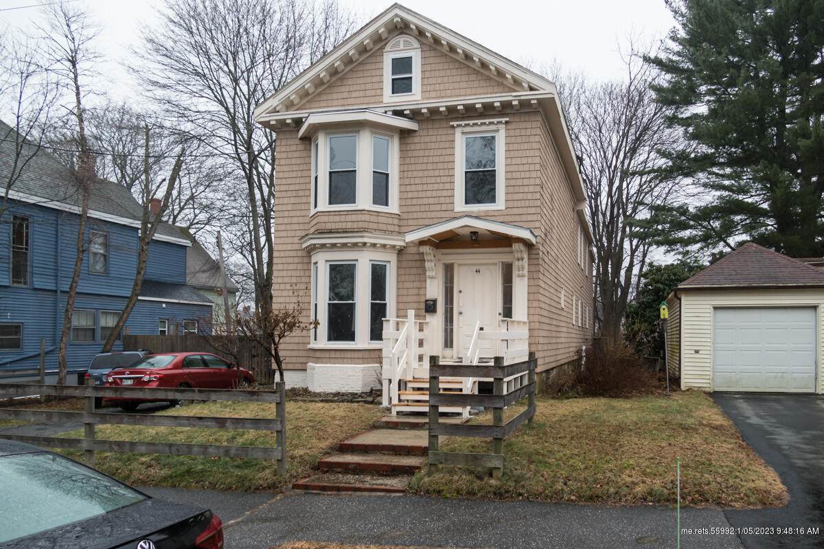 44 Pleasant Avenue - Photo 1