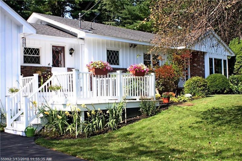 215 New Rd - Photo 1