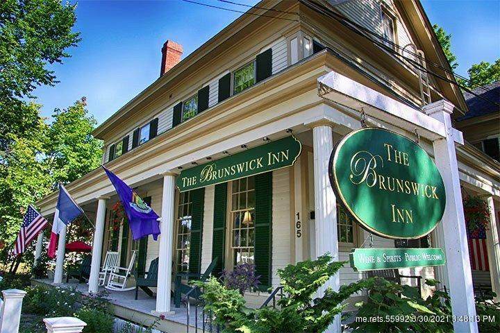 165 Park Row - Photo 1