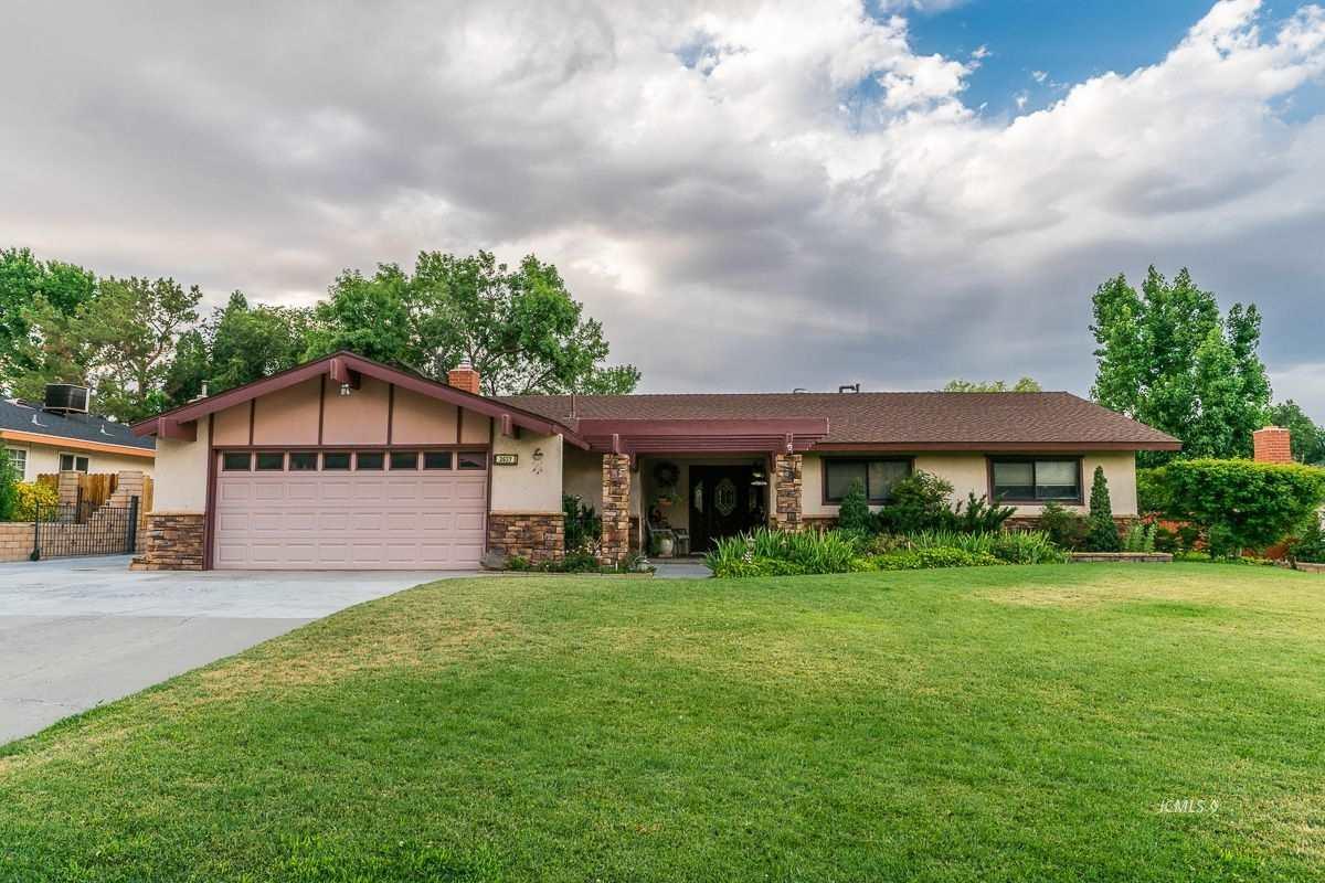2637 Irene Way - Photo 1