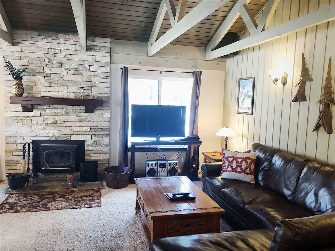244 Lakeview Boulevard - Photo 1