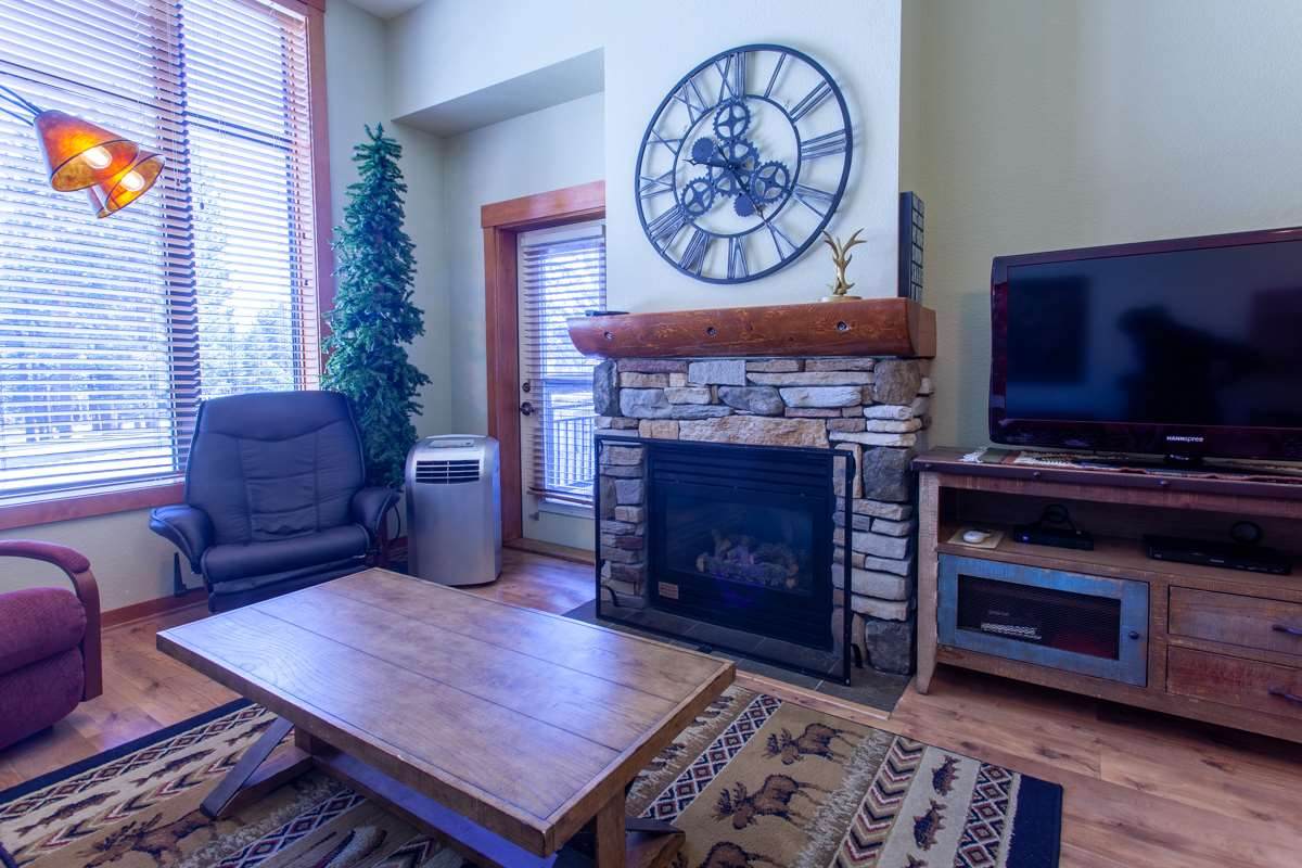 6201 Minaret Rd #2121 - Photo 1