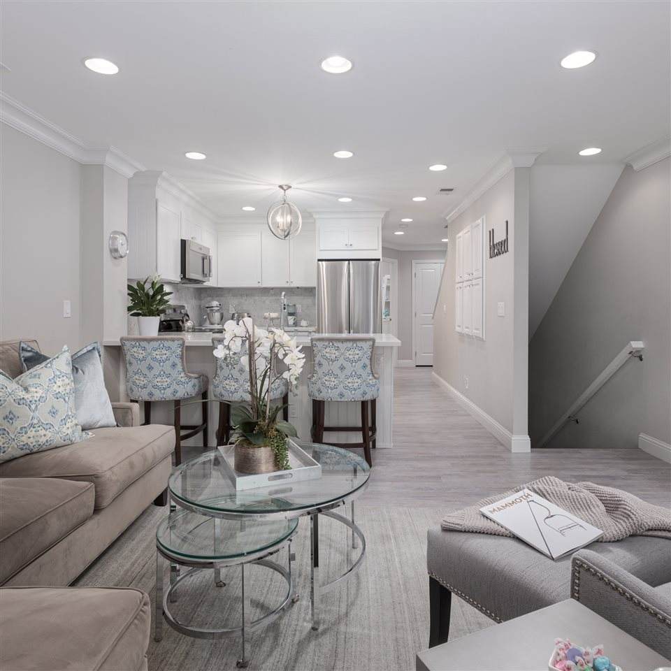 61 Callahan Way - Photo 1