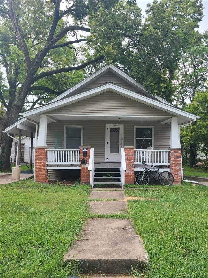 1523 Pierre Street - Photo 1