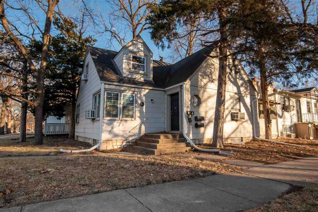 731 Bluemont - Photo 1