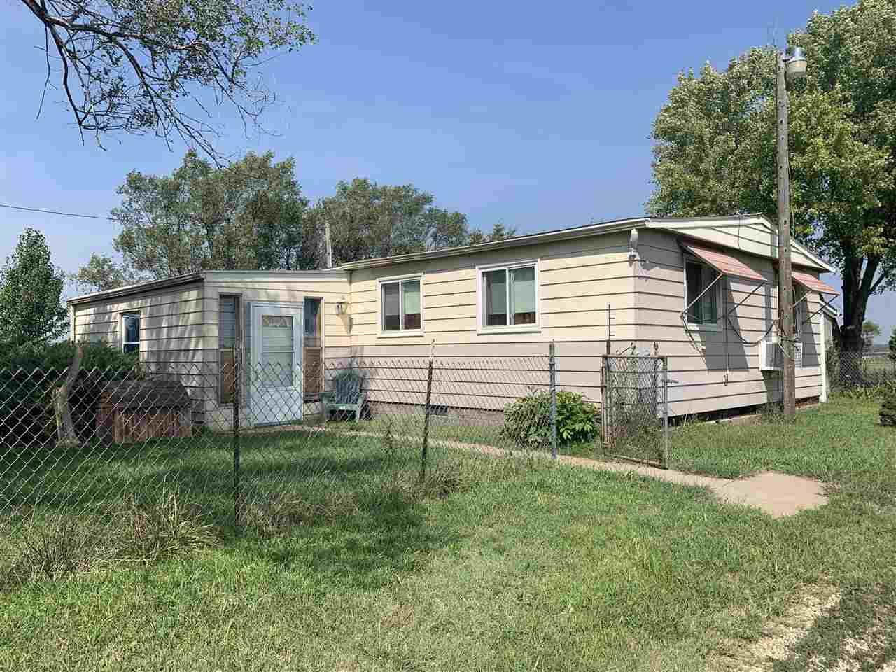 945 1900 Avenue - Photo 1