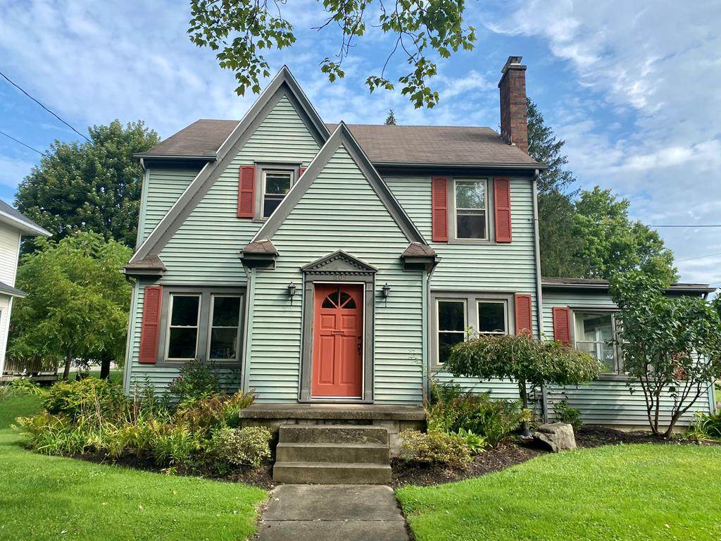 609 Main - Photo 1