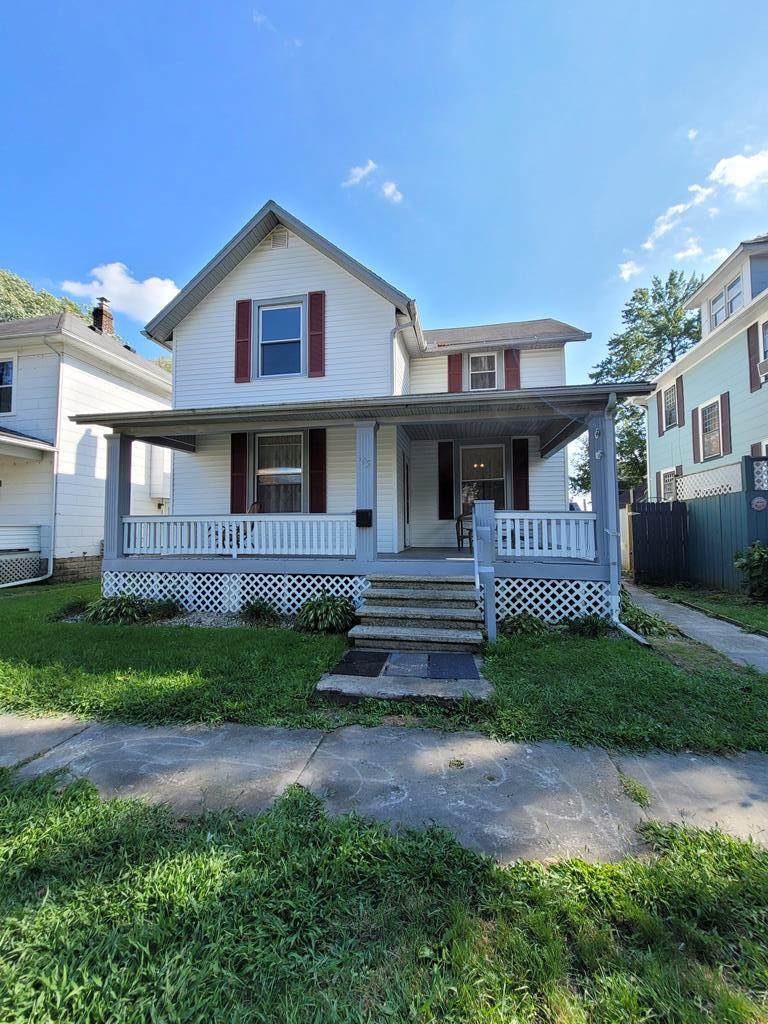 905 Warren - Photo 1