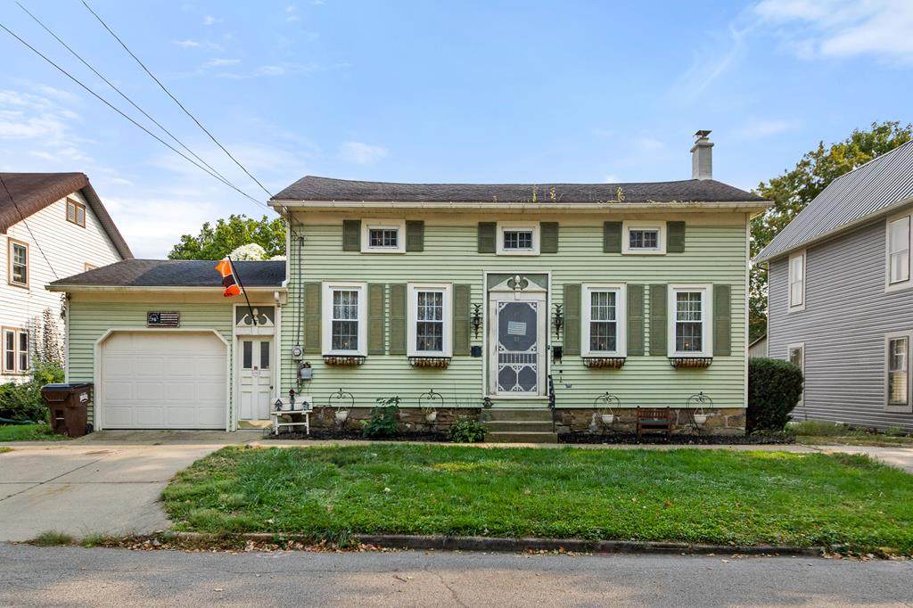 37 Main St. - Photo 1
