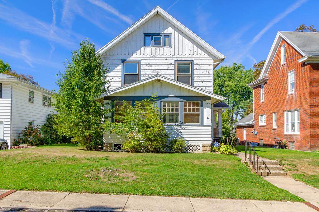 32 Parkwood Blvd. - Photo 1
