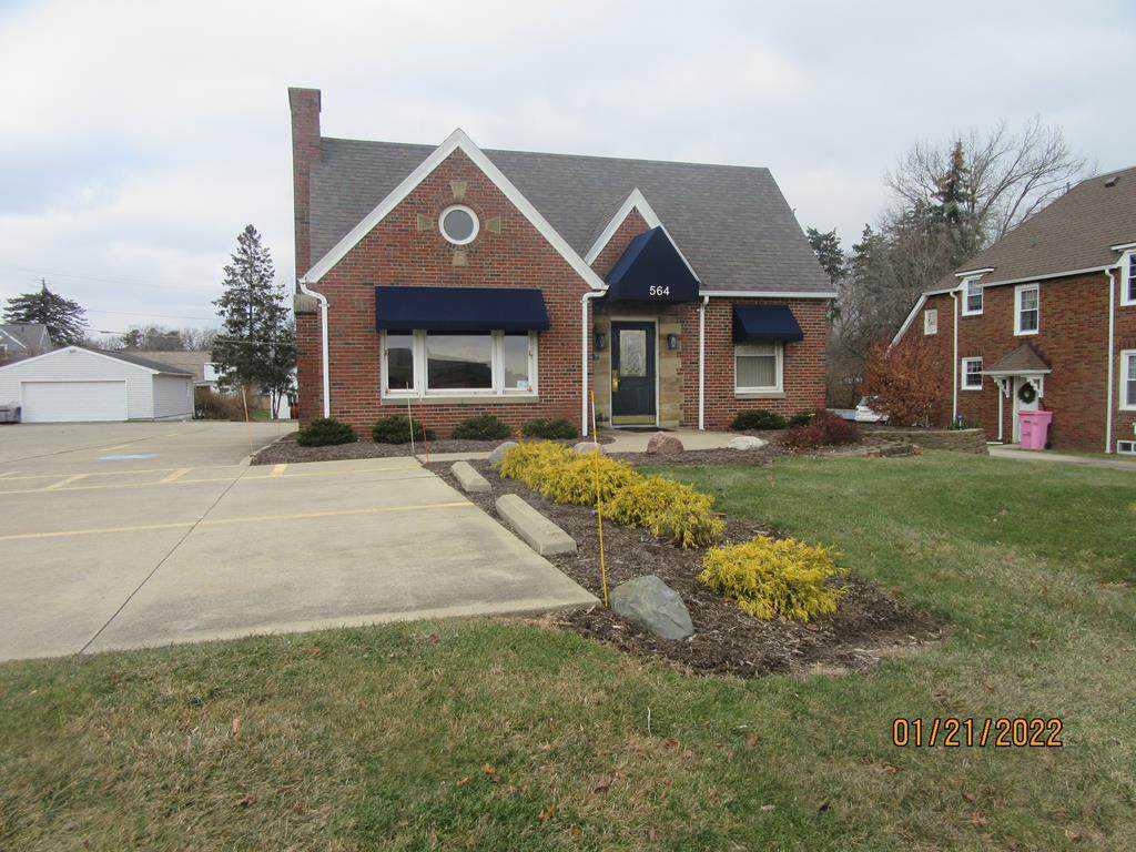 564 Lexington Ave - Photo 1