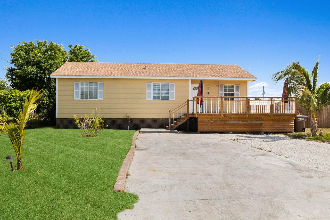 3416 12TH Street - Photo 1