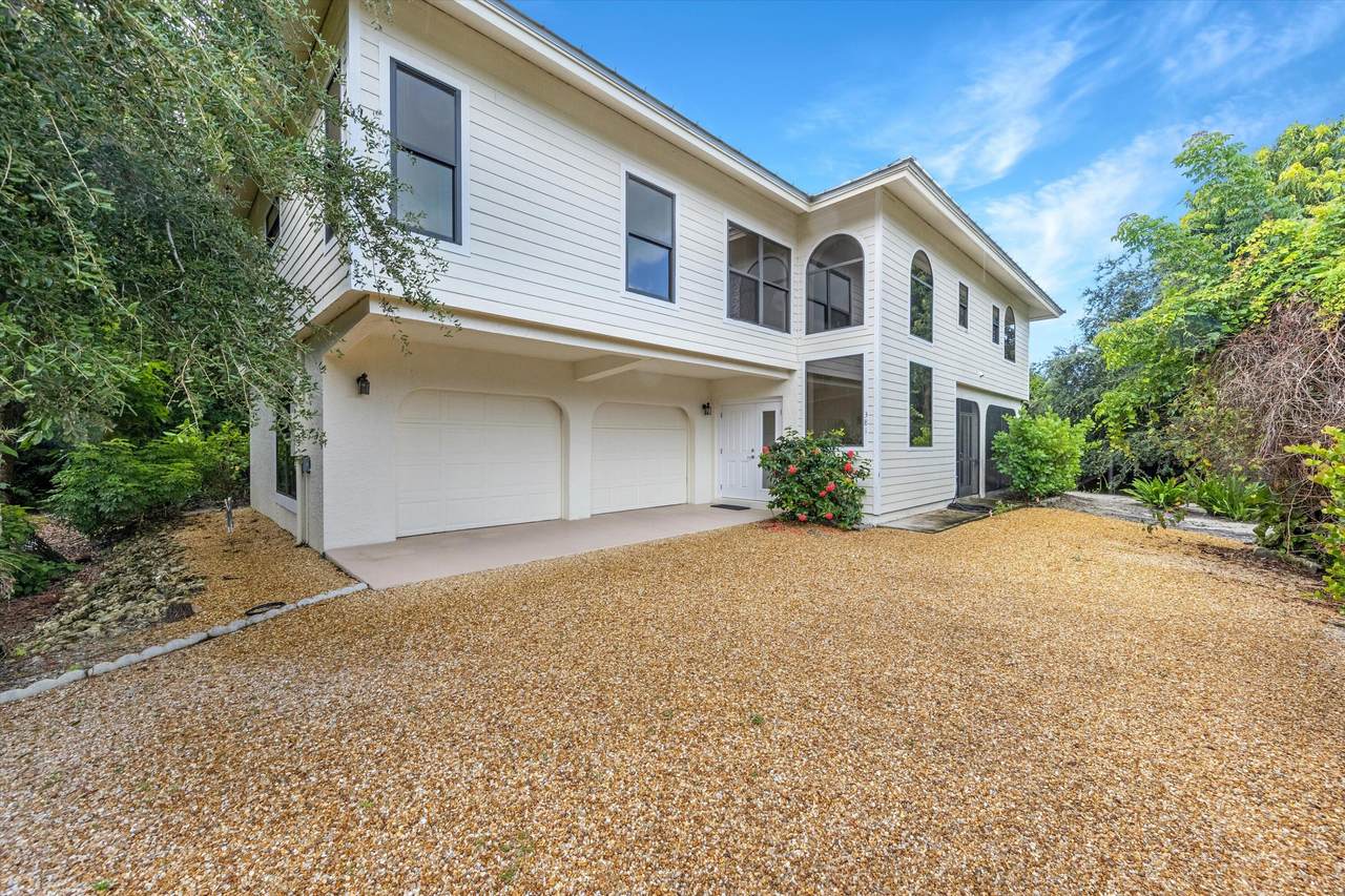 381 Wild Coffee Lane - Photo 1