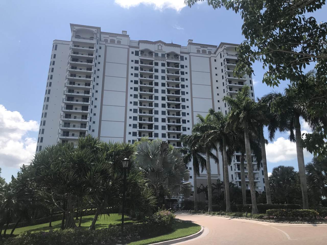 1060 Borghese Lane - Photo 1
