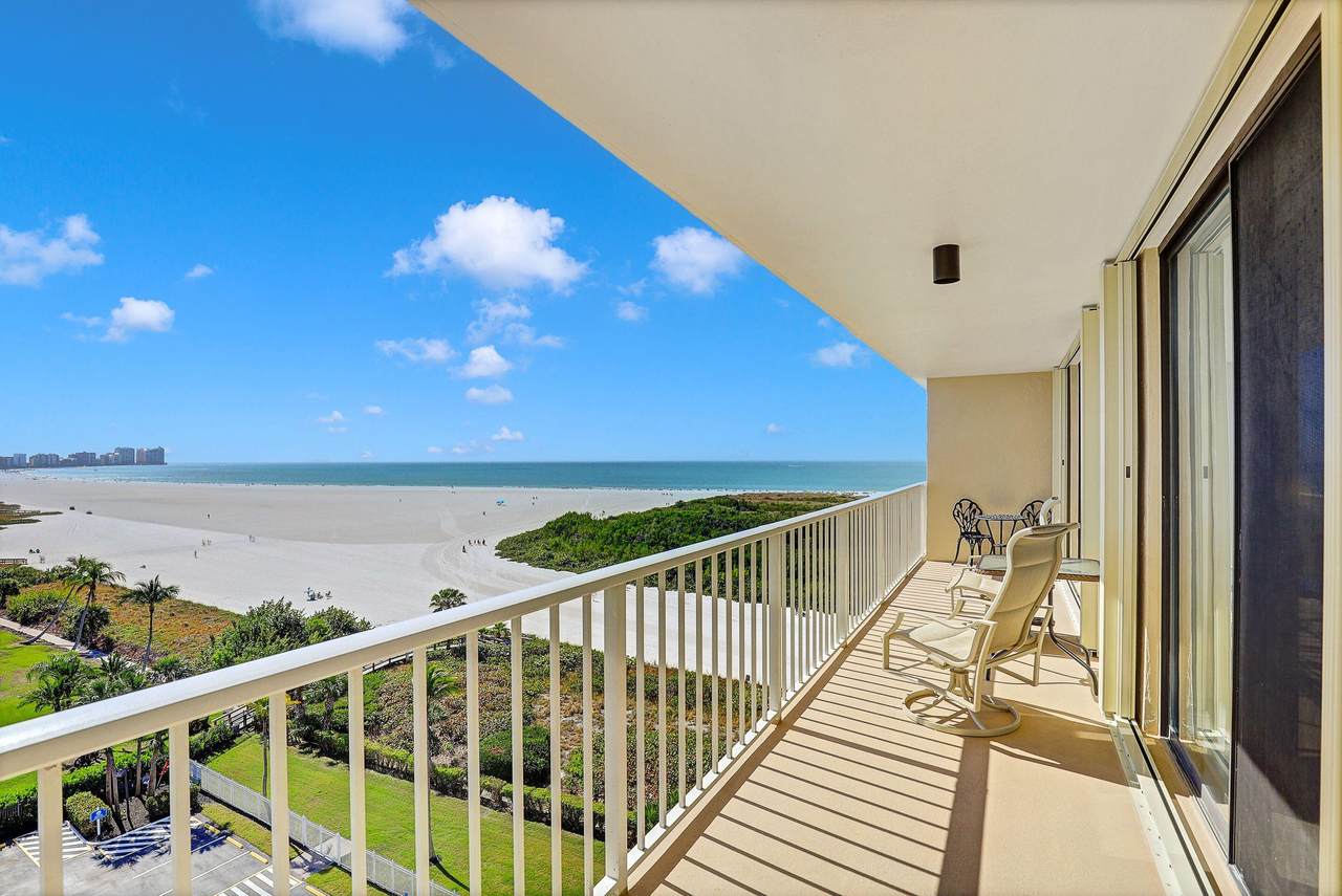 380 Seaview Court - Photo 1