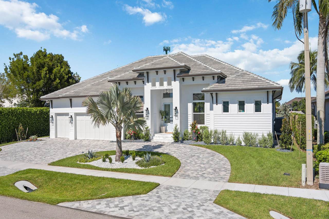 391 Wales Court - Photo 1