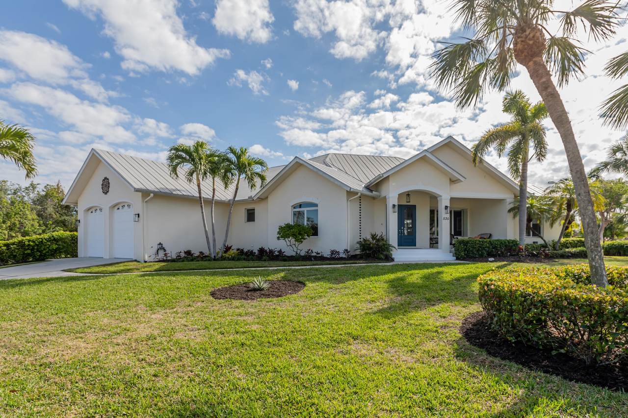 535 Inlet Drive - Photo 1