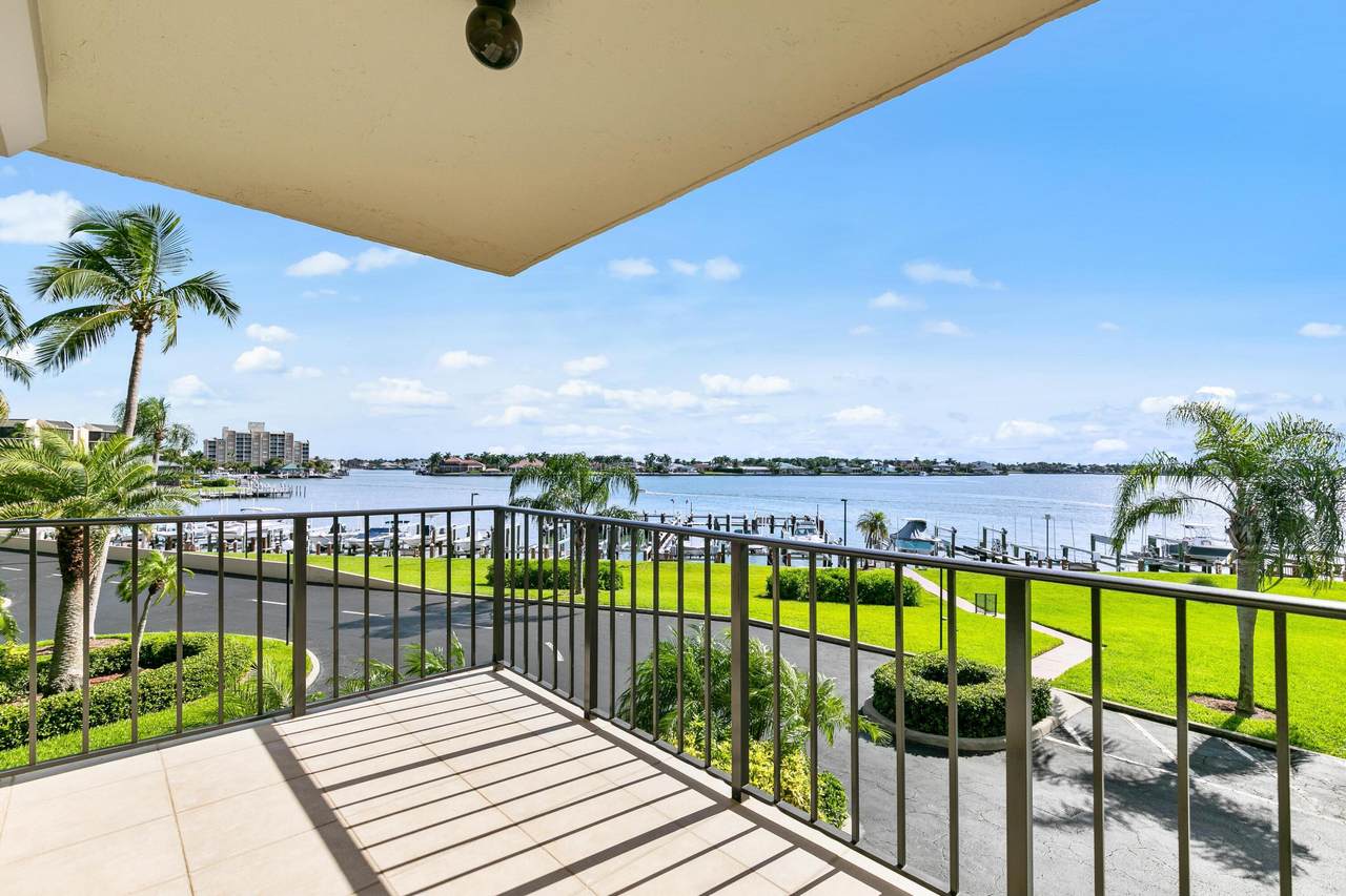1100 Collier Boulevard - Photo 1