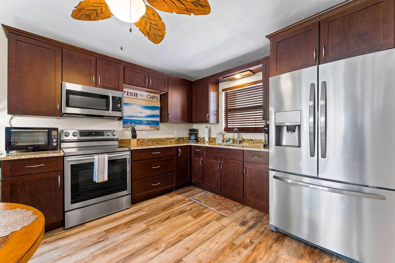 1012 Anglers Cove - Photo 1