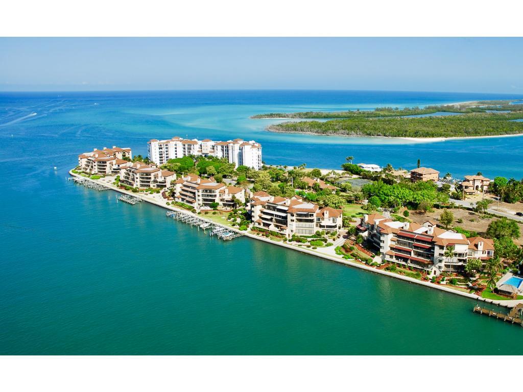 432 La Peninsula Boulevard - Photo 1