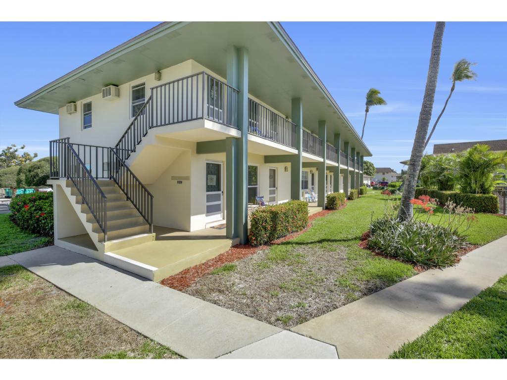 235 Seaview Court - Photo 1