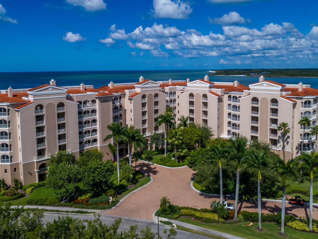 3000 Royal Marco Way - Photo 1
