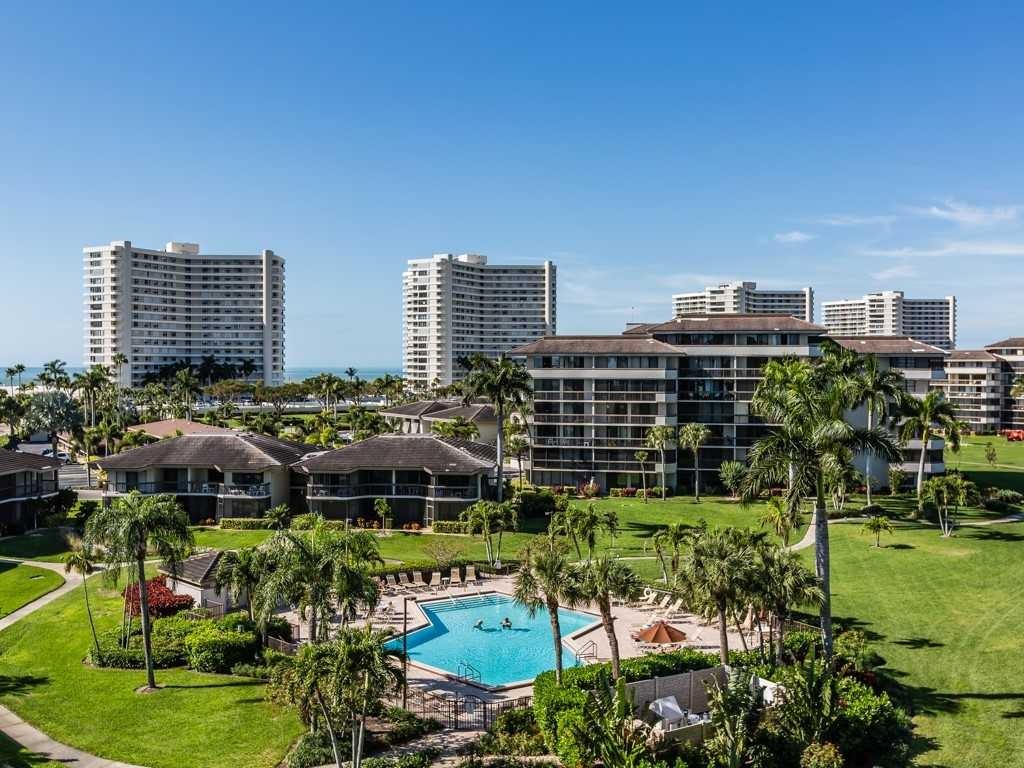 693 Seaview Court - Photo 1