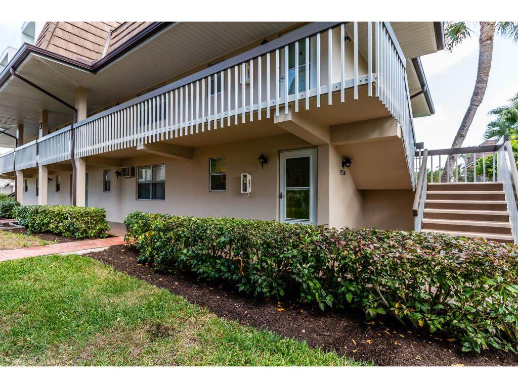 87 N Collier Boulevard - Photo 1