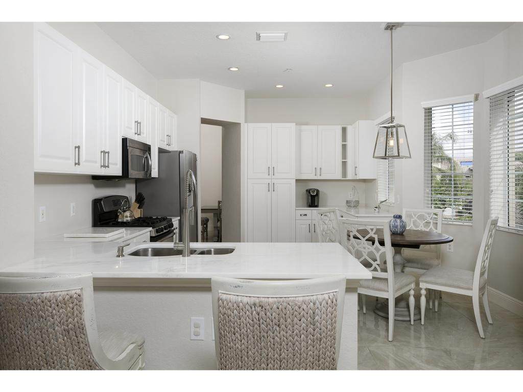 9202 Museo Circle - Photo 1