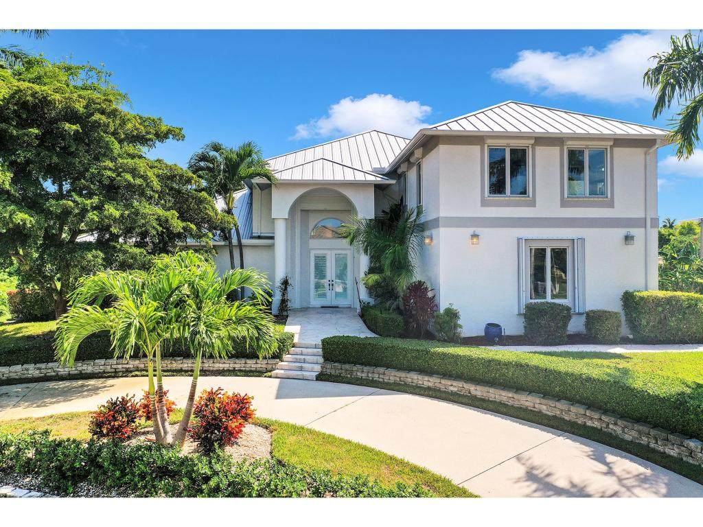 851 Scott Drive - Photo 1