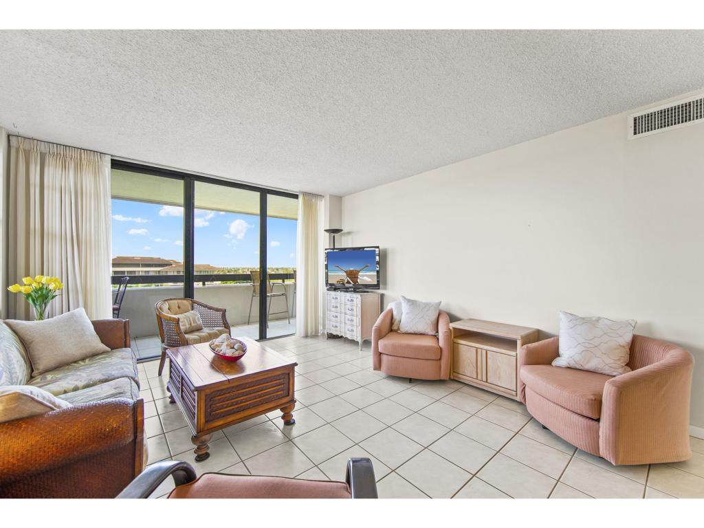 651 Seaview Court - Photo 1