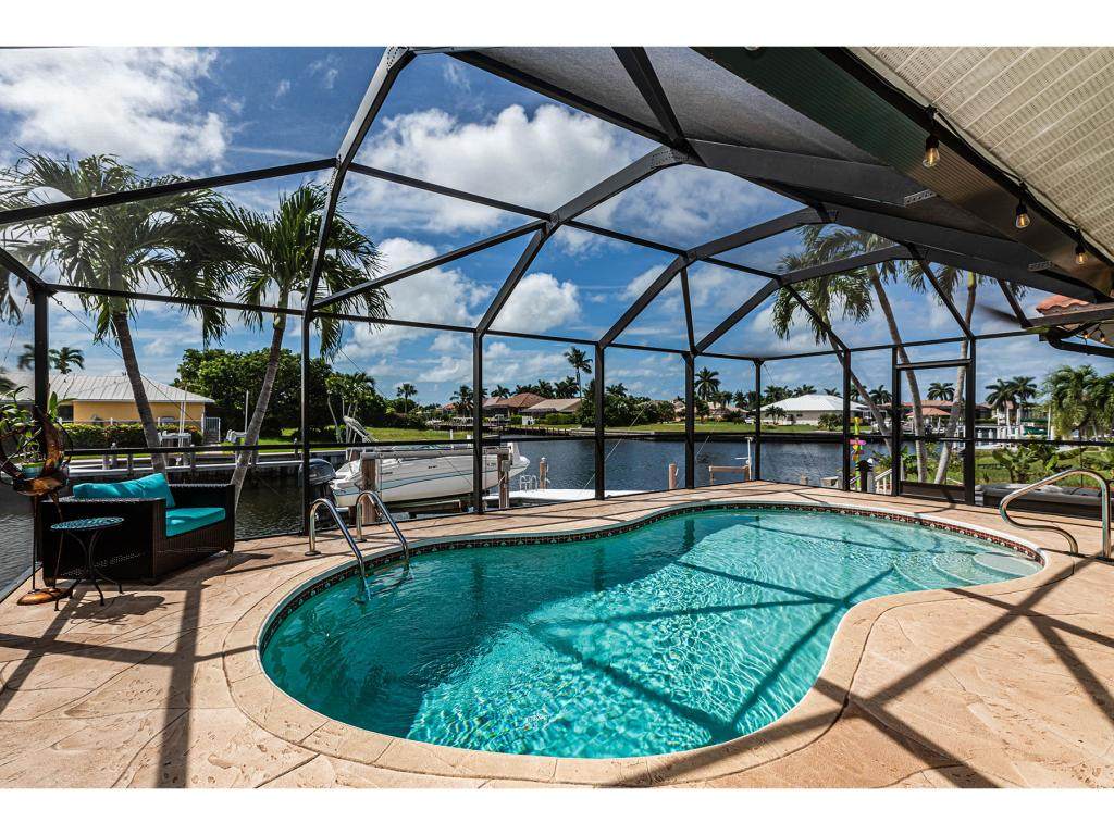 1563 Galleon Avenue - Photo 1