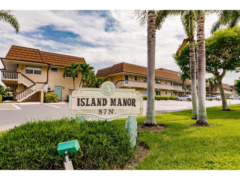 87 N Collier Boulevard - Photo 1