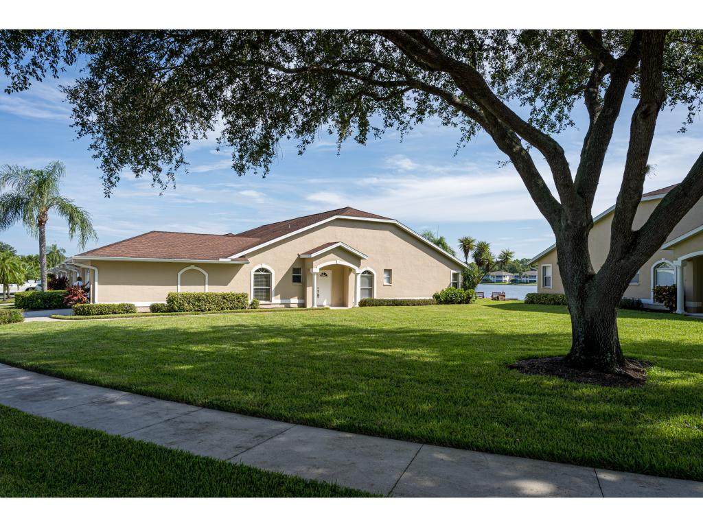 3072 W Crown Pointe Boulevard - Photo 1