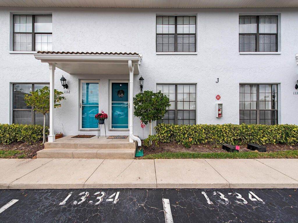 1334 Delbrook - Photo 1