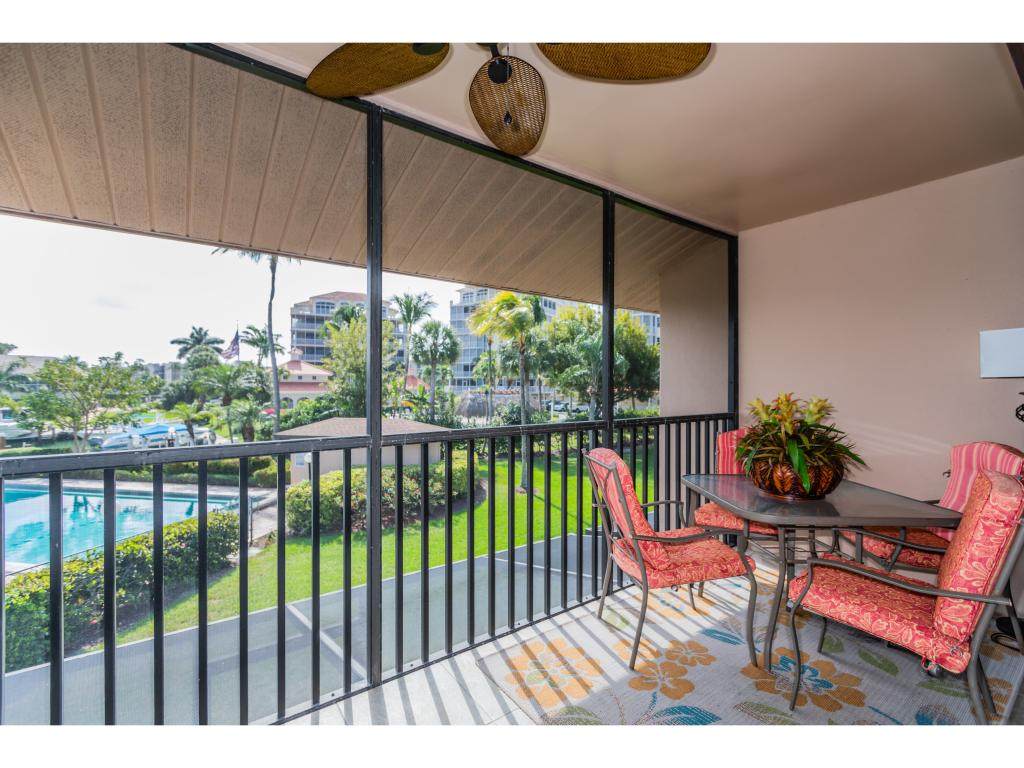 915 Panama Court - Photo 1