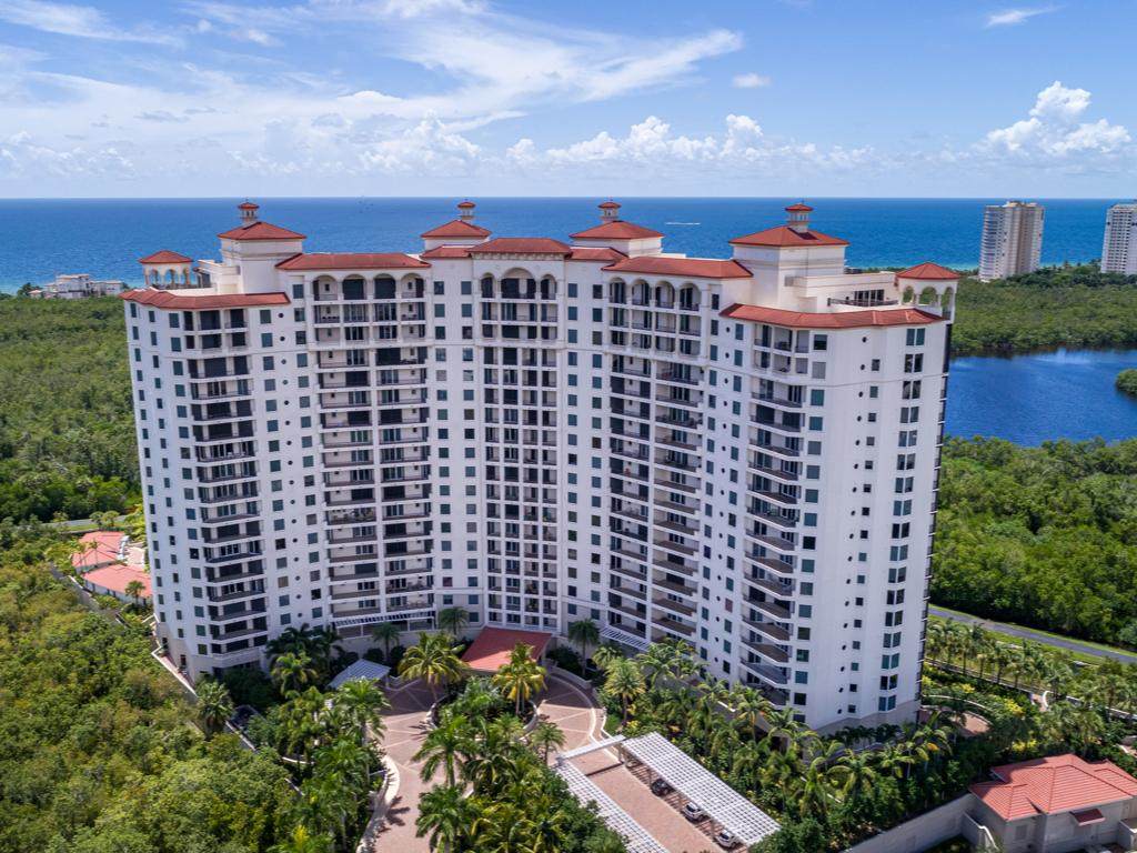 7575 Pelican Bay Boulevard - Photo 1