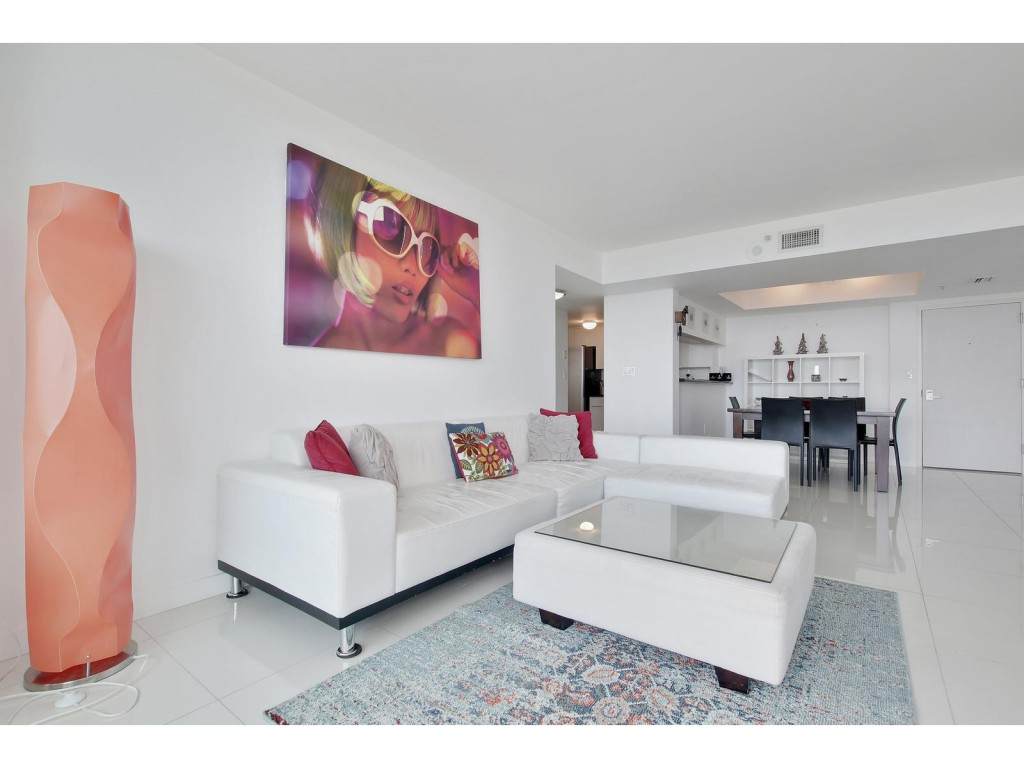 650 West Avenue - Photo 1