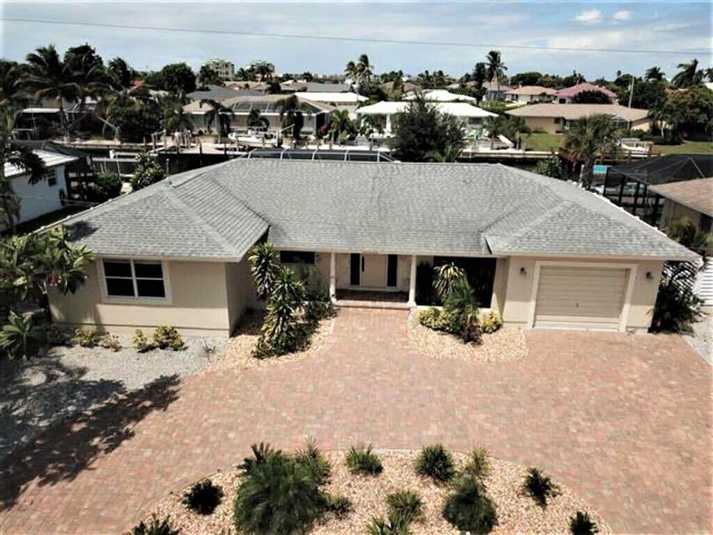 1140 Martinique Court - Photo 1